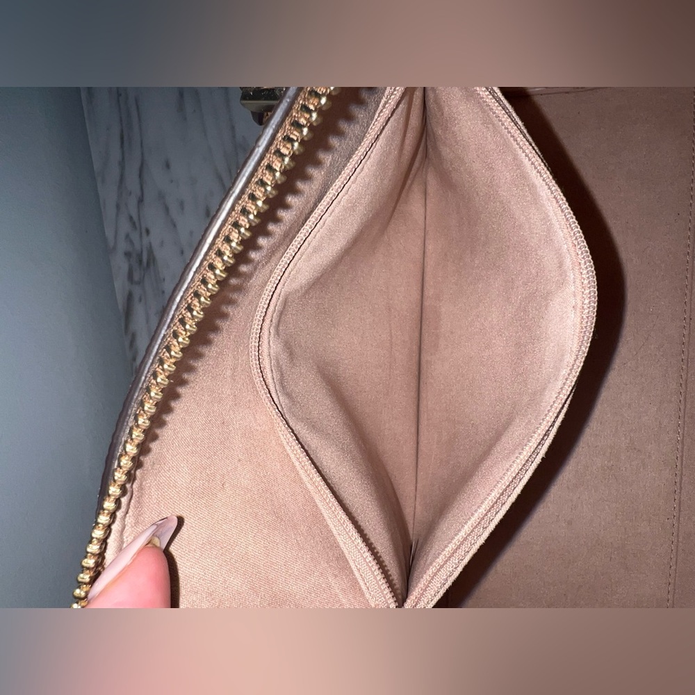 Women’s Handbag (Medium Zip Code Satchel - Bungal… - image 8